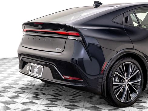 Used 2024 Toyota Prius XLE image 35