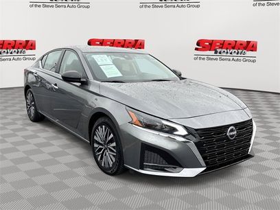 Used 2024 Nissan Altima 2.5 SV