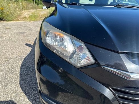 Used 2017 Honda HR-V EX-L image 11