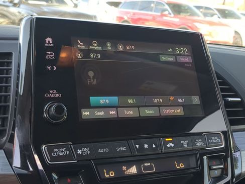 Used 2022 Honda Odyssey Elite image 15