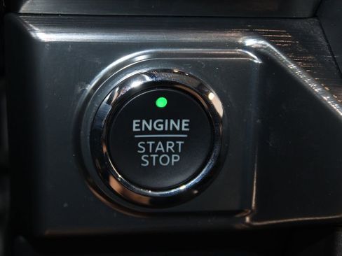 Used 2023 Ford F150 Lariat w/ Equipment Group 502A High AWD/4WD image 40