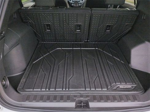 Used 2024 Chevrolet Equinox LT w/ LPO, Floor Liner Package image 24
