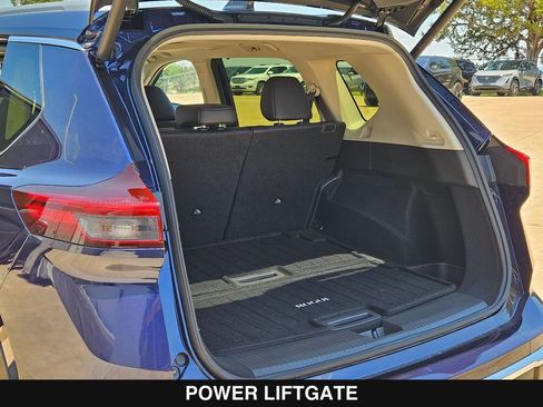 New 2026 Nissan Rogue Platinum AWD/4WD image 29