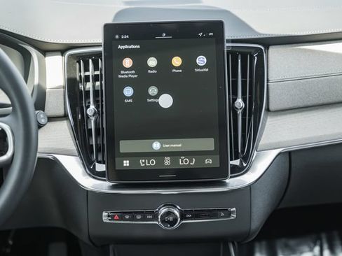 New 2026 Volvo XC90 B6 Plus w/ Protection Package Premier AWD/4WD image 22