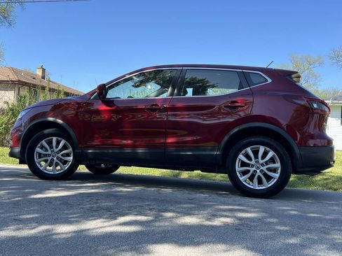 Used 2021 Nissan Rogue Sport S FWD image 15