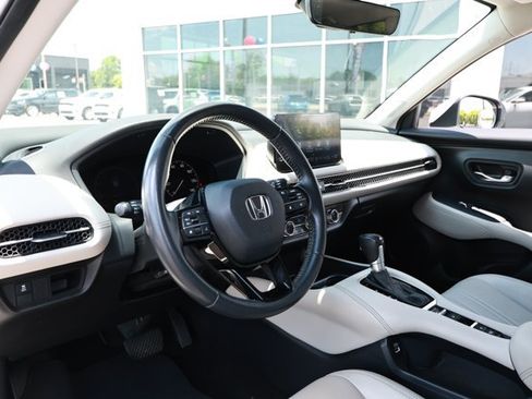 Used 2023 Honda HR-V EX-L image 25