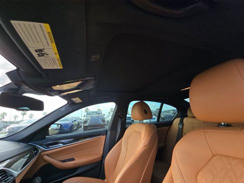 Used 2023 BMW 530i w/ M Sport Package image 14