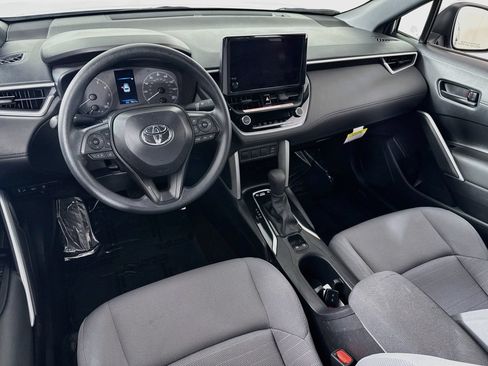 Used 2025 Toyota Corolla Cross AWD Hybrid image 18