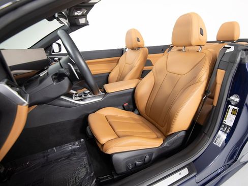 Used 2024 BMW 440i xDrive Convertible w/ Premium Package image 5