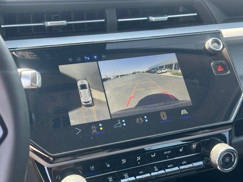 Certified 2027 Chevrolet Bolt RS w/ Technology Package FWD image 22