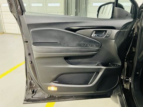 Used 2020 Honda Passport Touring image 23