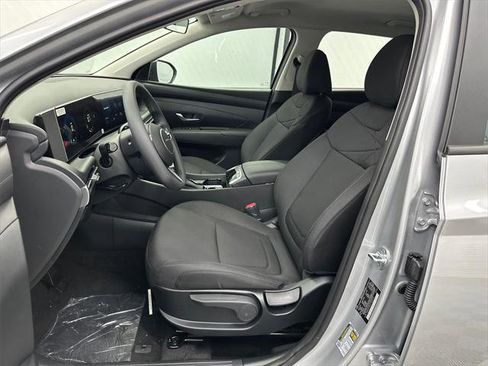 New 2026 Hyundai Tucson SE image 9