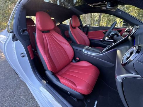 Used 2024 Mercedes-Benz CLE 300 4MATIC Coupe image 29