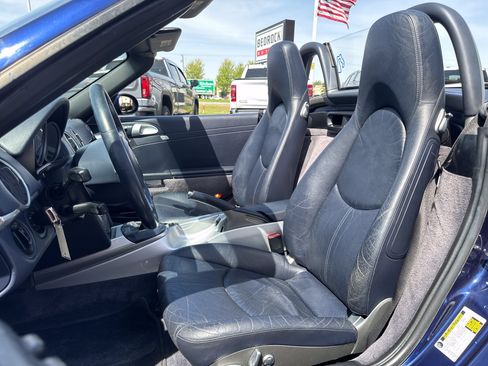 Used 2005 Porsche Boxster S RWD image 16
