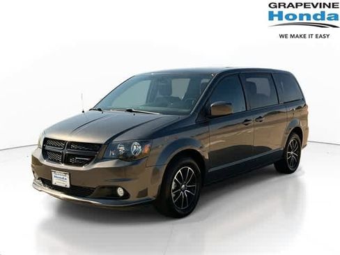 Used 2019 Dodge Grand Caravan SE image 1