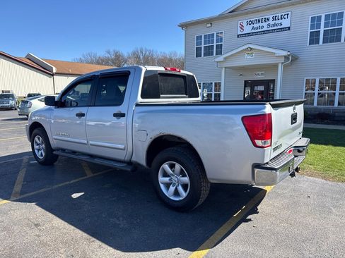 Used 2013 Nissan Titan SV image 9