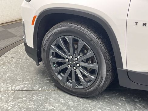 Certified 2023 Chevrolet Traverse RS AWD/4WD image 37