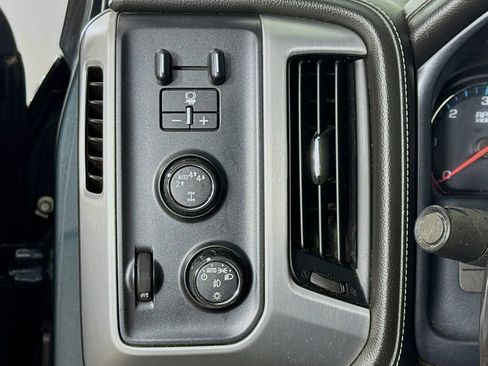 Used 2017 GMC Sierra 1500 SLT w/ SLT Premium Package AWD/4WD image 10