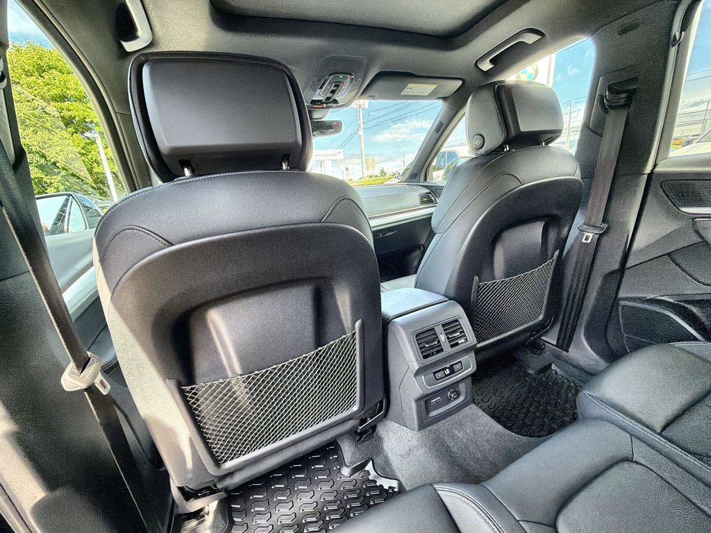 Used 2024 Audi Q5 2.0T Premium Plus w/ Premium Plus Package AWD/4WD image 20