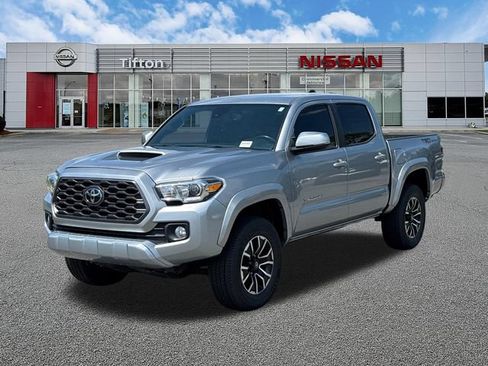 Used 2023 Toyota Tacoma TRD Sport RWD image 3