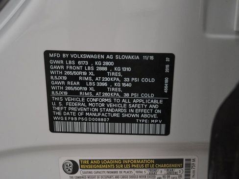 Used 2016 Volkswagen Touareg VR6 image 55