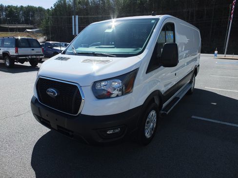 Used 2024 Ford Transit 250 Low Roof w/ Exterior Upgrade Package image 7
