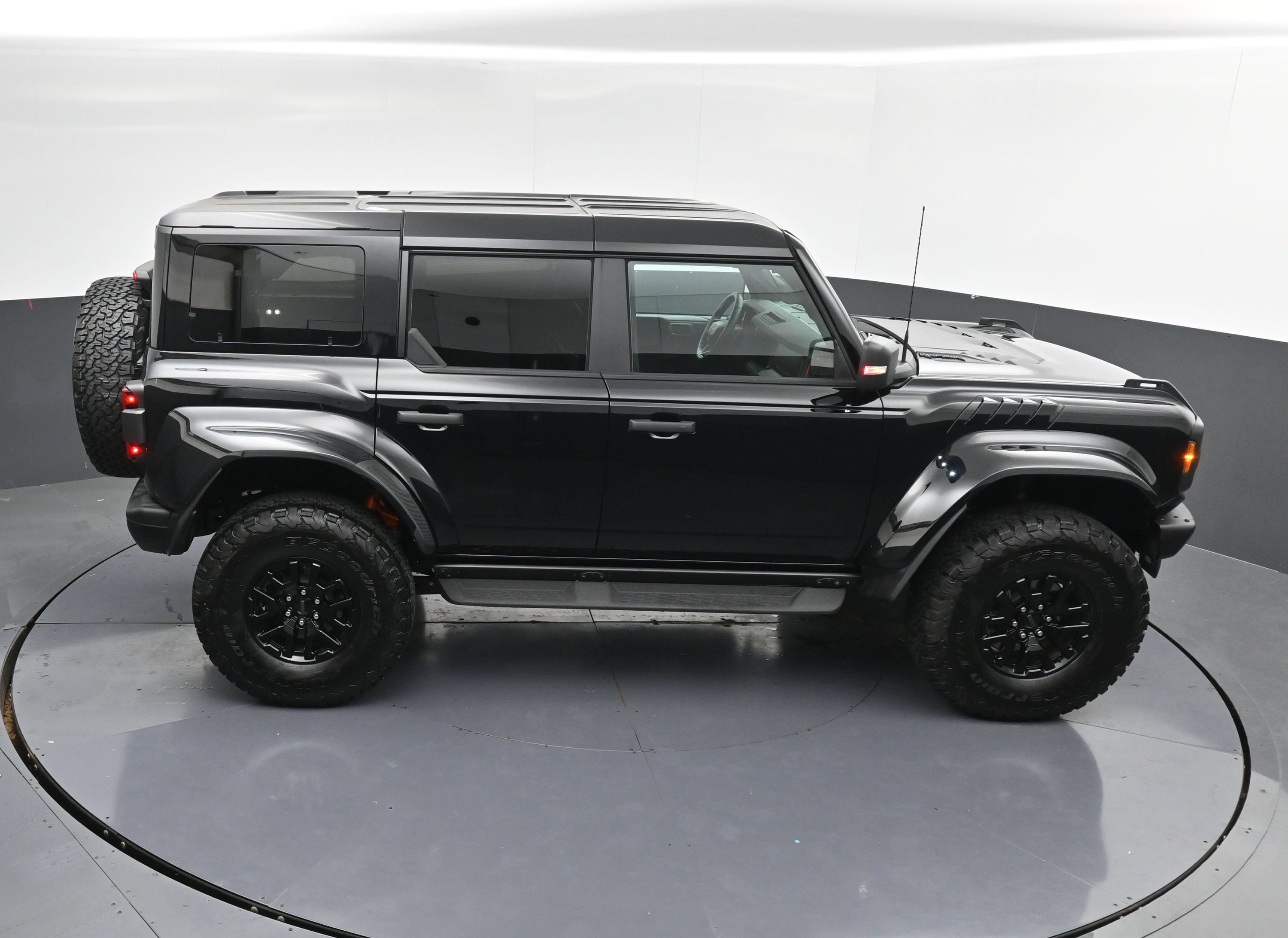 Used 2026 Ford Bronco Raptor AWD/4WD image 39