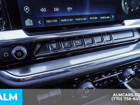 Used 2024 Chevrolet Silverado 3500 High Country image 47