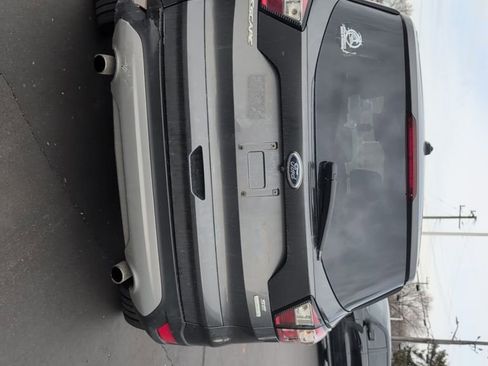 Used 2017 Ford Escape SE image 3