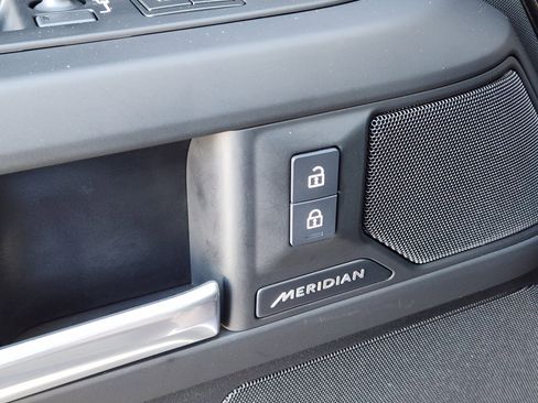 Certified 2025 Land Rover Defender 110 S image 24