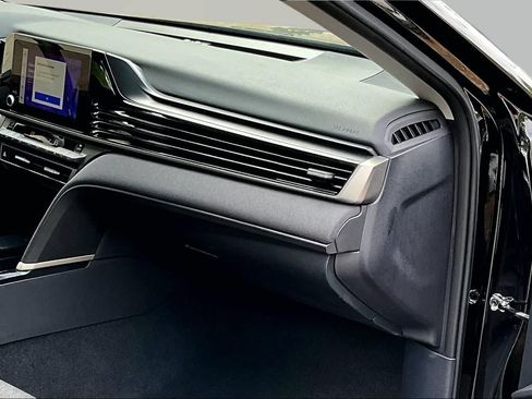 Certified 2025 Toyota Camry LE FWD image 35