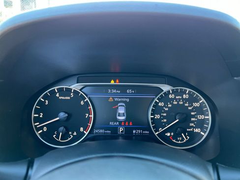 Used 2025 Nissan Altima 2.5 SV FWD image 41