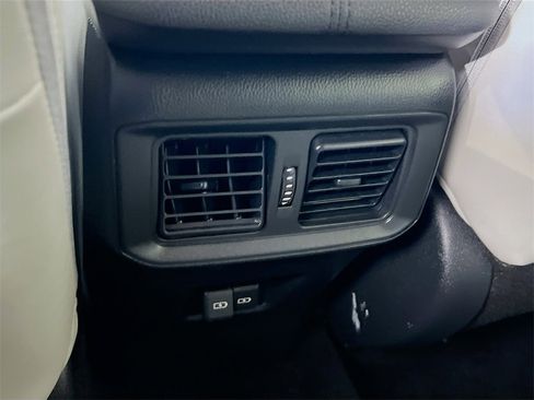 Used 2023 Toyota RAV4 XLE Premium image 26