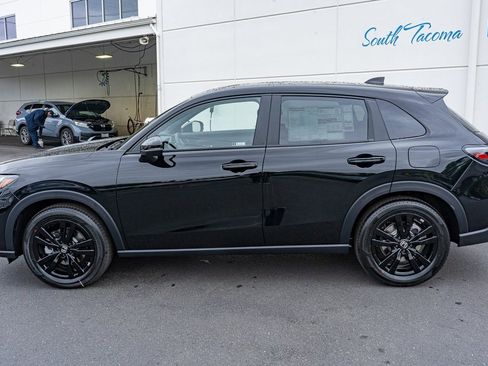 New 2026 Honda HR-V Sport image 9