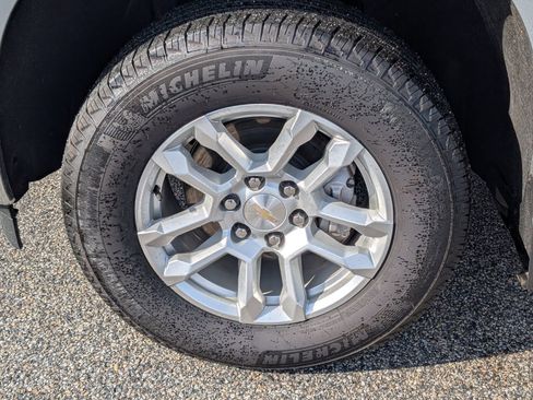 New 2025 Chevrolet Silverado 1500 LT image 12