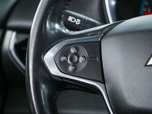 Used 2018 Chevrolet Traverse LT FWD image 13