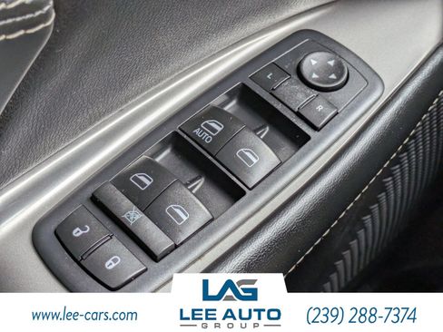 Used 2017 Dodge Journey Crossroad FWD image 18