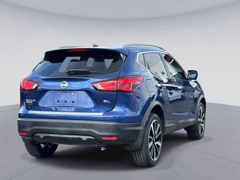 Used 2018 Nissan Rogue Sport SL w/ SL Premium Package FWD image 3