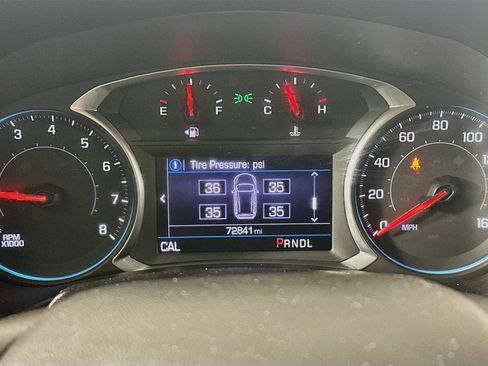 Used 2019 Chevrolet Equinox LT FWD image 19