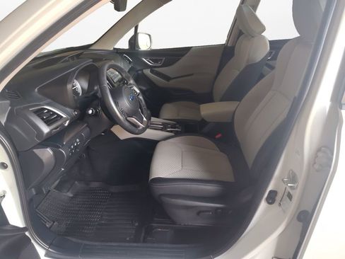 Used 2021 Subaru Forester Premium image 19