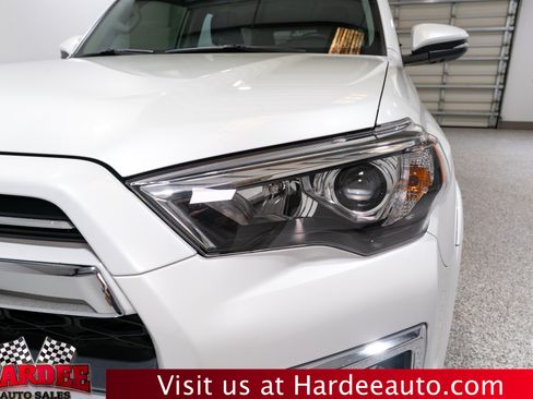 Used 2024 Toyota 4Runner Limited AWD/4WD image 8