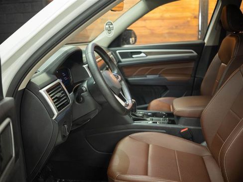 Used 2021 Volkswagen Atlas SEL FWD image 9