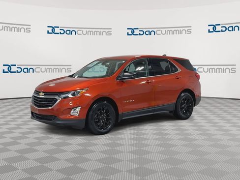Used 2020 Chevrolet Equinox LT w/ Driver Convenience Package FWD image 4