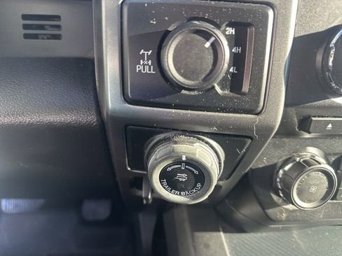 Used 2018 Ford F150 XLT w/ Equipment Group 302A Luxury image 23