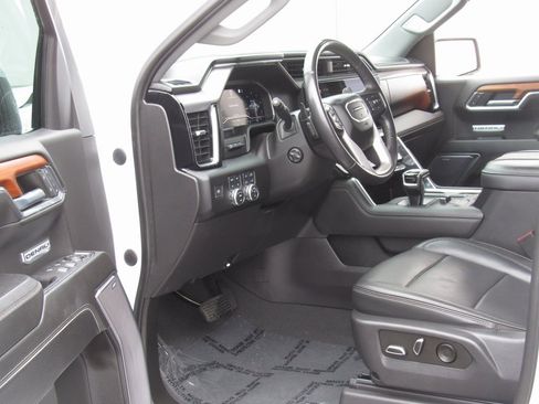 Used 2023 GMC Sierra 1500 Denali image 14