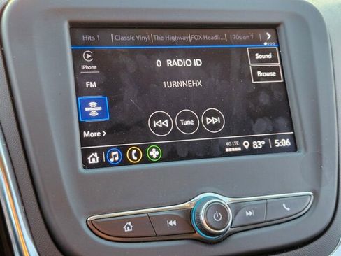 Used 2024 Chevrolet Equinox LT image 19