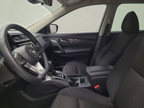 Used 2019 Nissan Rogue SV FWD image 17