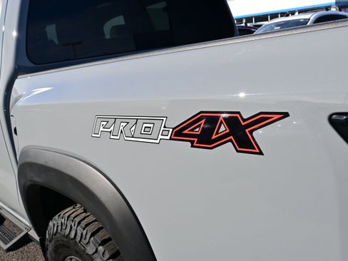 Certified 2023 Nissan Frontier PRO-4X w/ Pro-4X Premium Package image 15