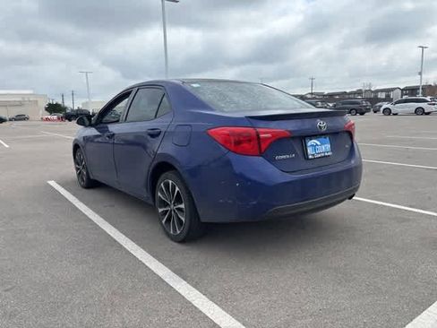 Used 2019 Toyota Corolla SE image 3