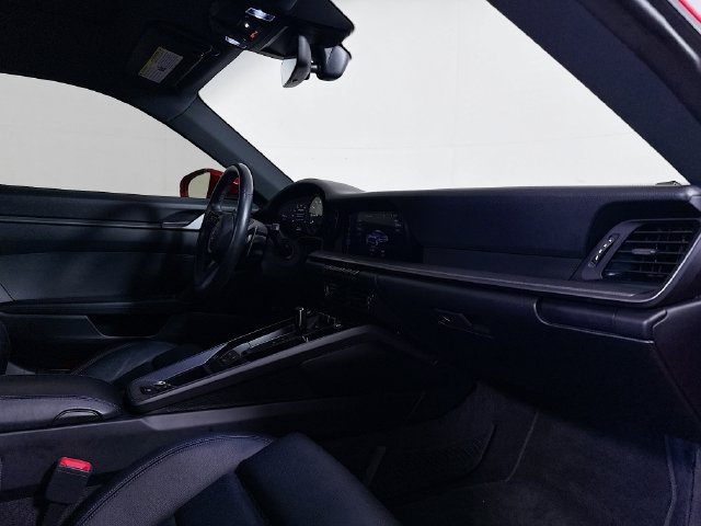 Used 2020 Porsche 911 Carrera RWD image 29